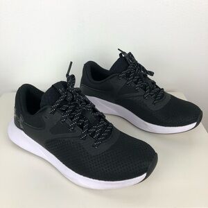 Under Armour Women’s Charged Aurora 2 Cross Trainer Running Shoe